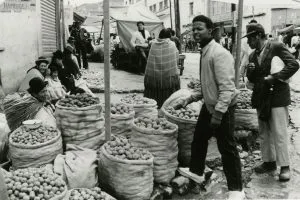 A South African AFS Participant at a market in Bolivia. 1985.