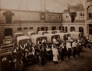 Early Ford ambulances at the American Ambulance Hospital in 1914.