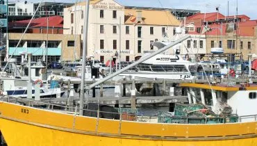 hobart-docks-in-tasmania-australia