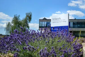 Main entrance St David_s College