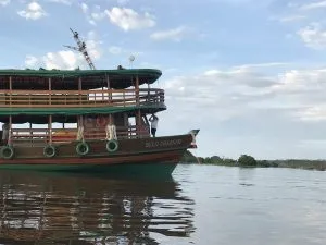 BRA-GP-river-boat-in-brazil