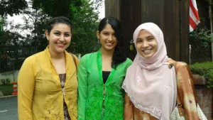 High School in Malaysia_Meeting Your Host Family