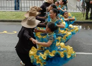 col-hs-dancing