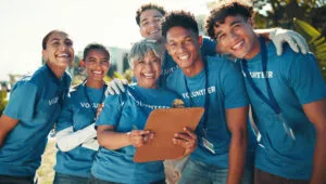 Group of volunteers smiling!