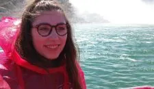 AFS-Austauschschülerin Kira an den Niagarafällen