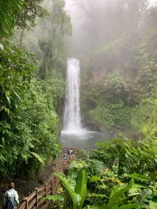 Wasserfall; Schuljahr in Costa Rica