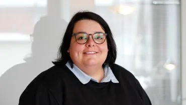 Anne Reck, Ansprechpartnerin für Fragen zur Zusammenarbeit mit Schulen.