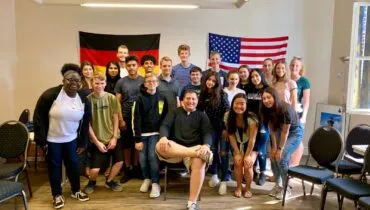 AFS-Sommerferienprogramm für eine Gruppe Jugendlicher aus den USA und Deutschland