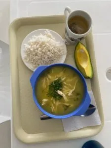Genieße komunbianisches Essen in deinem Freiwilligendienst mit AFS.