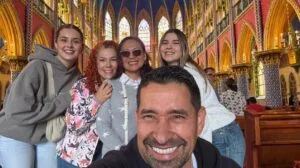 Finde eine zweite Familie in deinem Freiwilligendienst mit AFS in Kolumbien.
