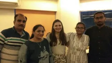 Matylda-AFS-Chapter-Meeting-with-host-family-Ahmedabad