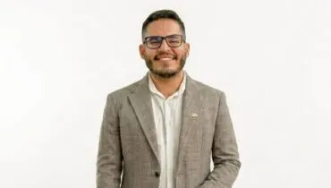 photo_4978852791518432082_w