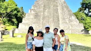 GUA FAMILY TIKAL