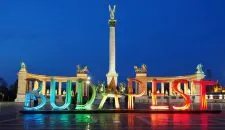 budapest-sign