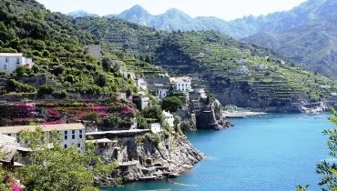 Amalfi_coast_-_panoramio_1