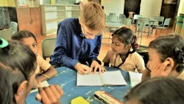 imgi_41_LTV-01-A-Regular-Teaching-1024×683-1024×683