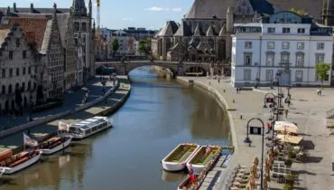 dim-hou-Bia1VUZhZlc-unsplash