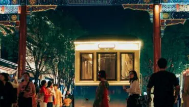 christian-lue-MEcebxDoxH8-unsplash