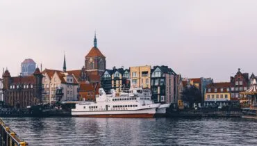 nastya-dulhiier-VYXAAi8p-oU-unsplash