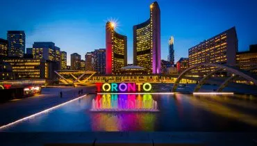 Toronto’s City Hall, Nathan Phillips Square. (Shutterstock)