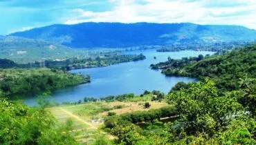 Volta_lake_from_the_Saint_Barbara_Church
