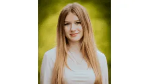 Ella -Estudante de Intercâmbio