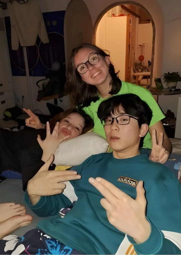 adrien en allemagne avec des amis