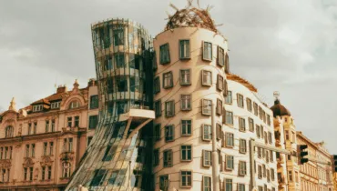 Dancing house