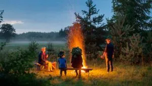 Letonia-familia-1200×675