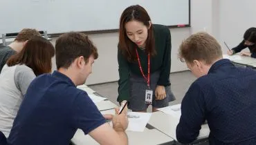 Students in Class Corea-afs-chile