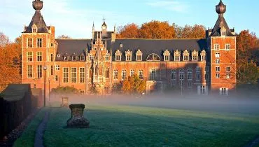 Castle_Arenberg,_Katholieke_Universiteit_Leuven_adj