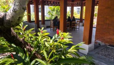 UNWAR_Campus_outside