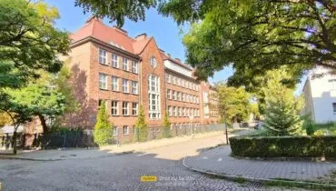 II High School. W. Wroblewski (II Liceum Ogólnokształcące im. W. Wróblewskiego)