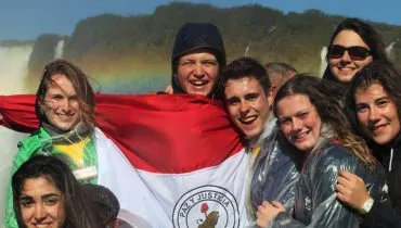 2 Belgen omringd door Italianen bij de watervallen van Iguazu