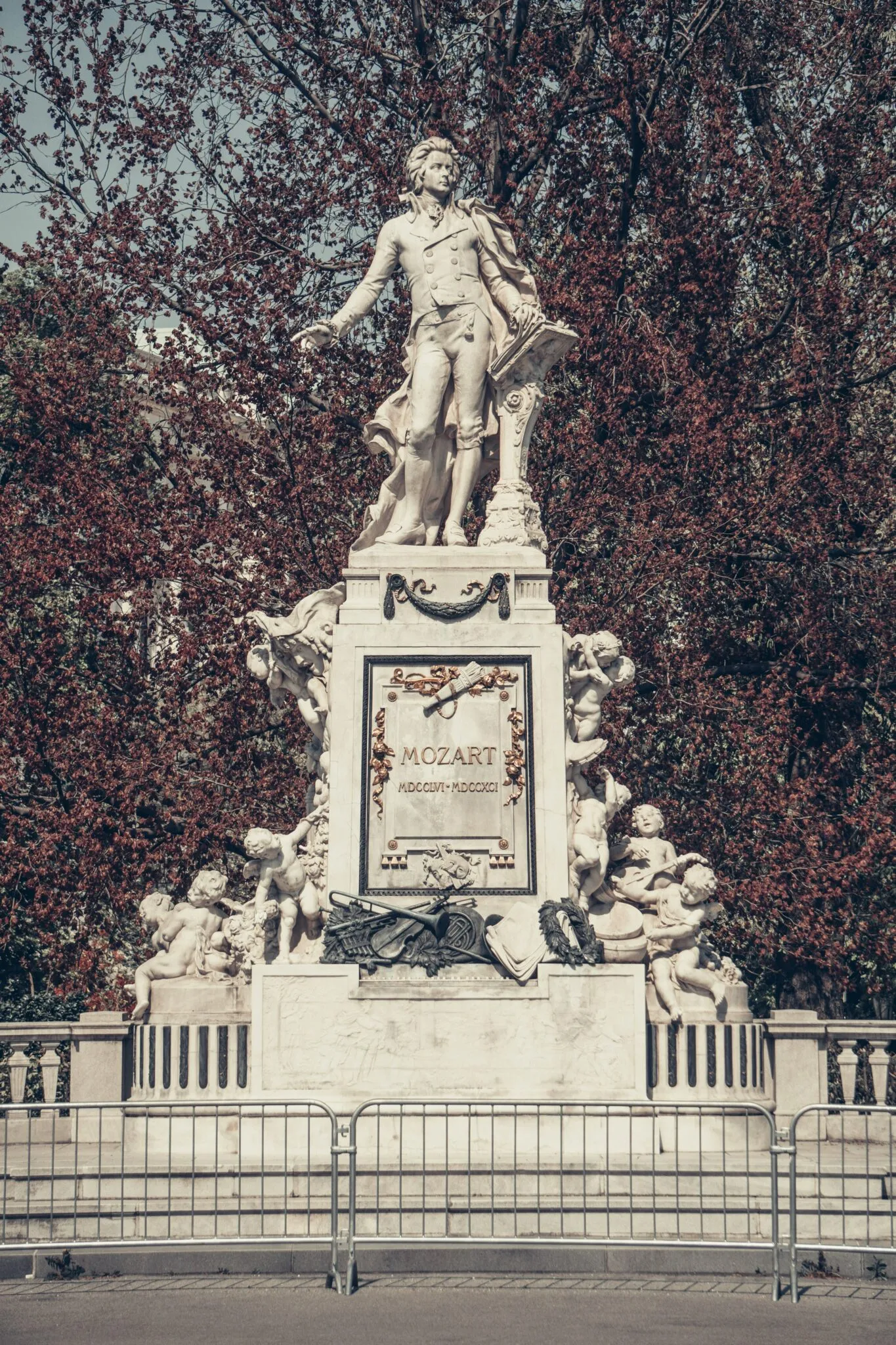Estatua a Mozart en Viena