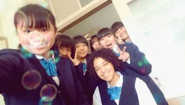 Indira Ares – YPscNH17 JPN fotos abril 7