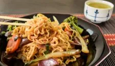 yakisoba-2470654_1920 (1)