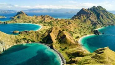 indonesia_pulau_padar_bestintravel2019_kitti_boonnitrod_getty_images.psd_no_logo